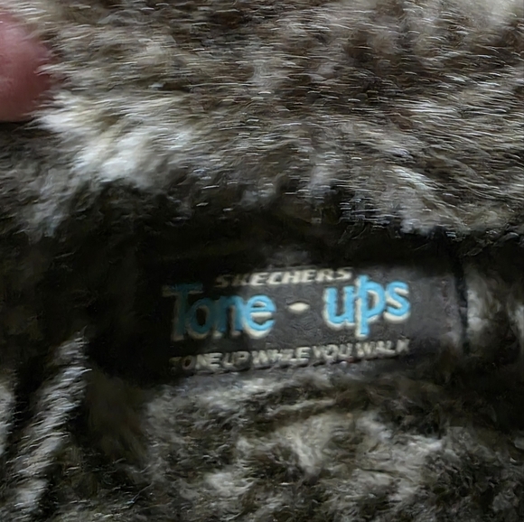 Skechers Tone Ups Suede Faux Fur Lined Clogs, Women's Size 9 - Picture 9 of 12